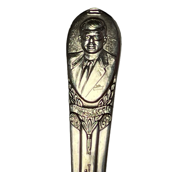 Vintage John F. Kennedy Friendship 7 Souvenir Collectable Spoon by WM Rogers 6" - Picture 2 of 10